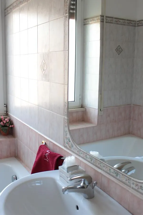 Ianus Guest House Рим Италия