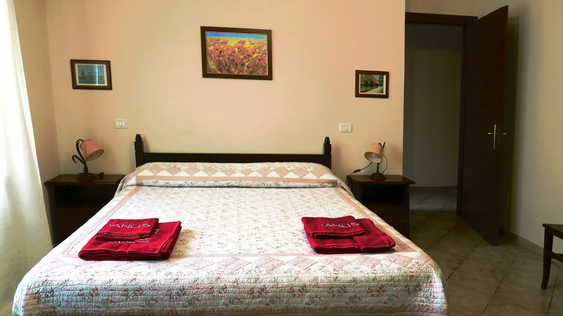 Ianus Guest House Рим 3*,